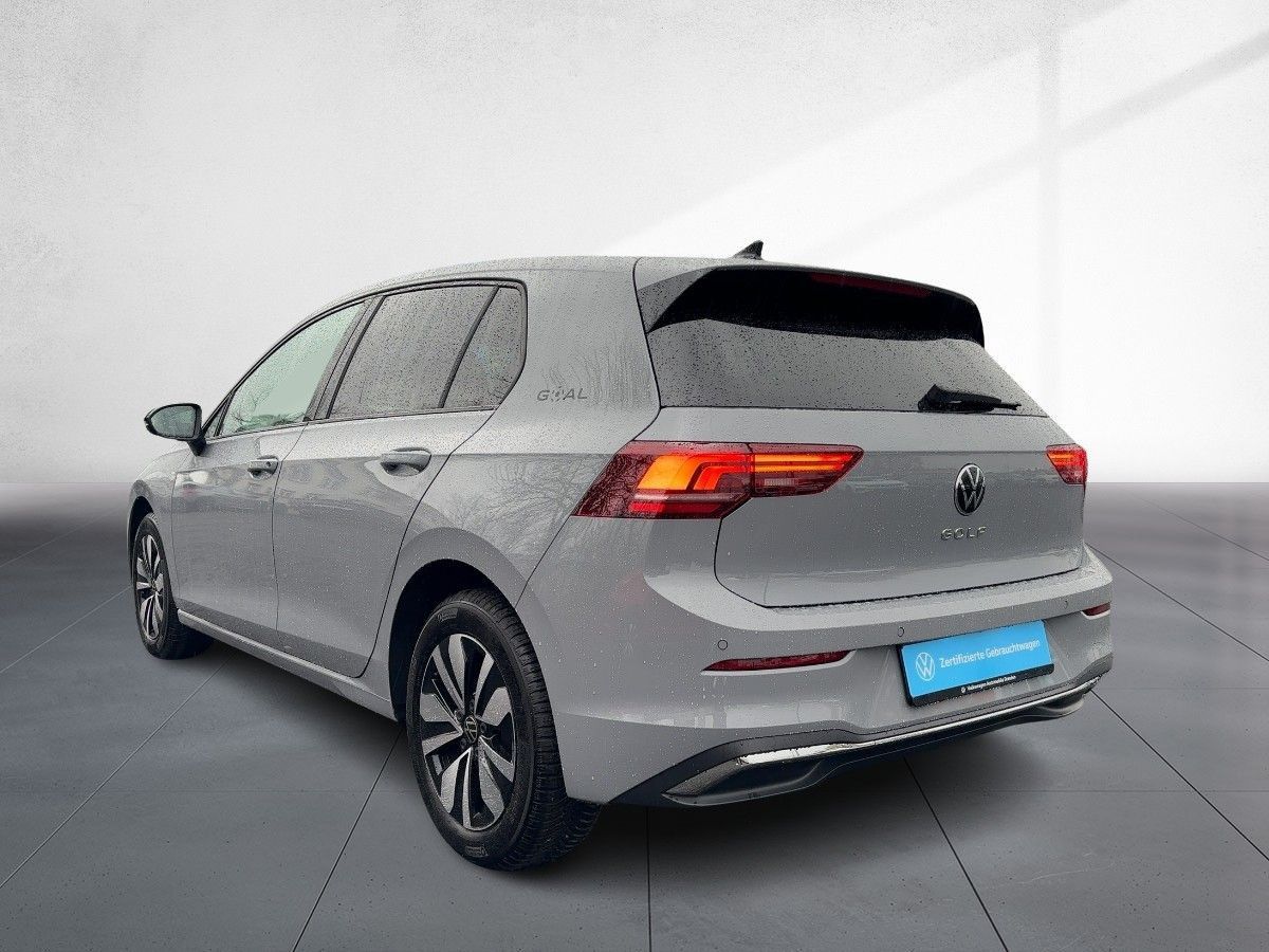 Volkswagen Golf - Bild 2