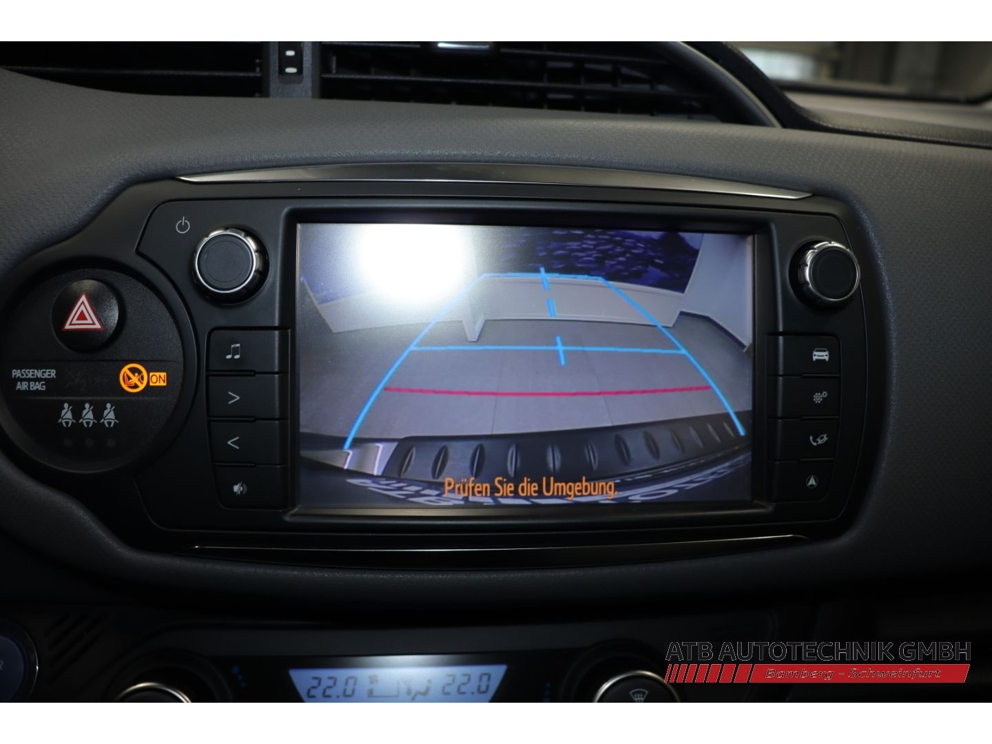 Fahrzeugabbildung Toyota Yaris Edition-S Hybrid 1.5l VVT-i SHZ 2-Zonen-Kl