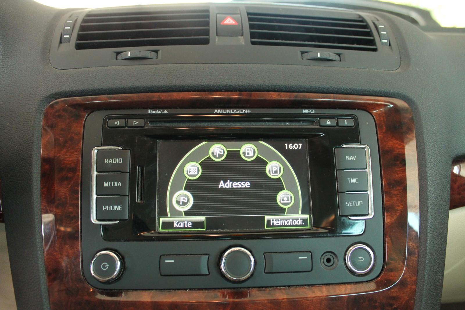 Skoda Octavia 2011 — photo 14