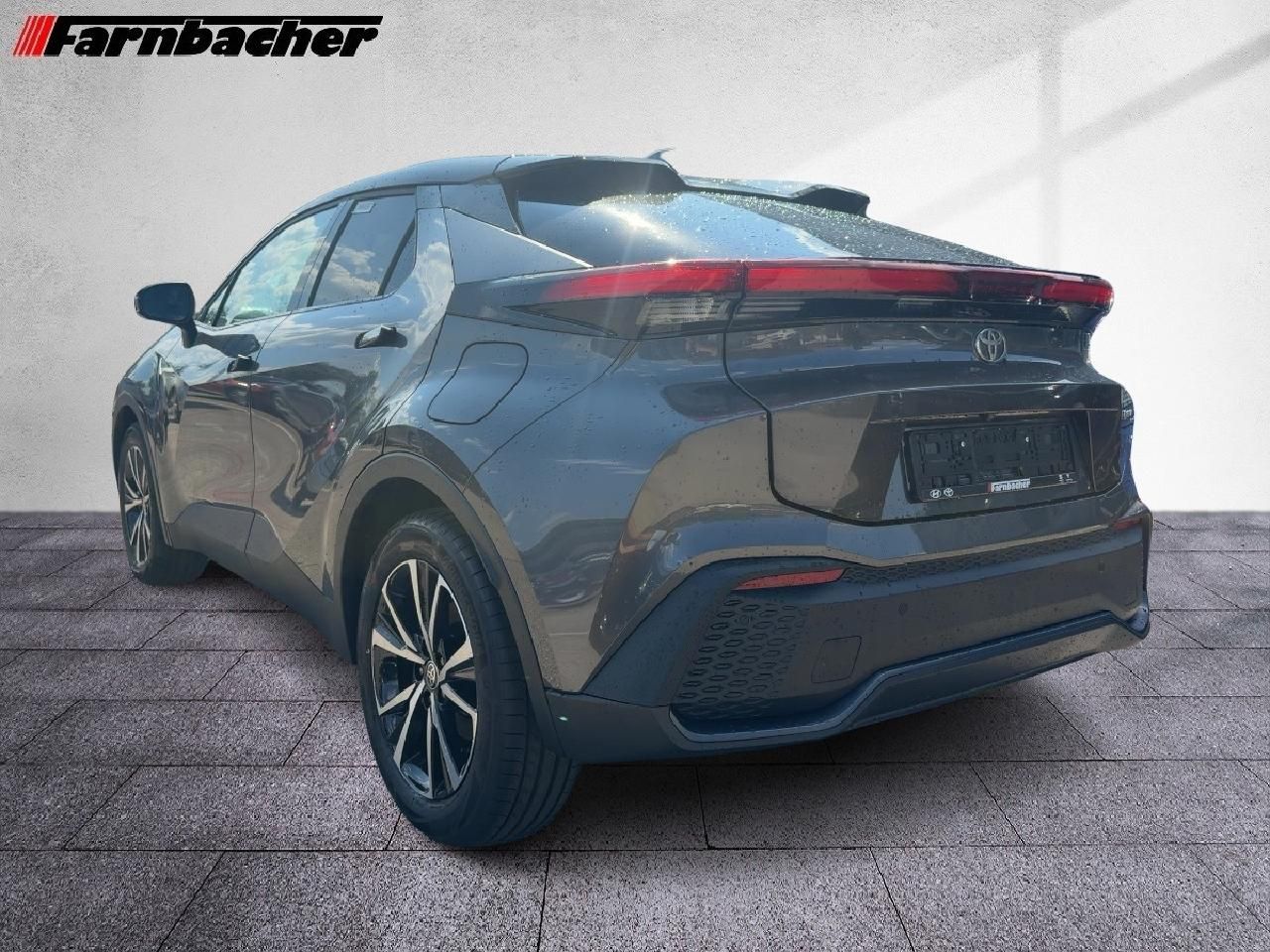 Fahrzeugabbildung Toyota C-HR Plug-In Hybrid FWD 2,0 Teamplayer