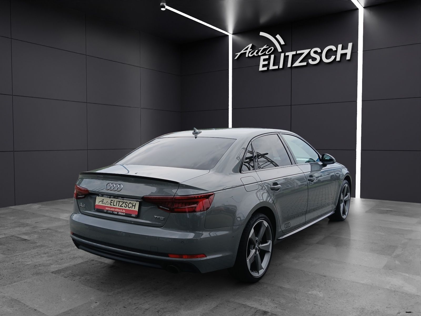 Fahrzeugabbildung Audi A4 TFSI sport S-Line-Black LED AHK Navi AVC ACC