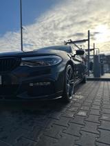 BMW 540i xDrive A - - BMW 540 in Düsseldorf