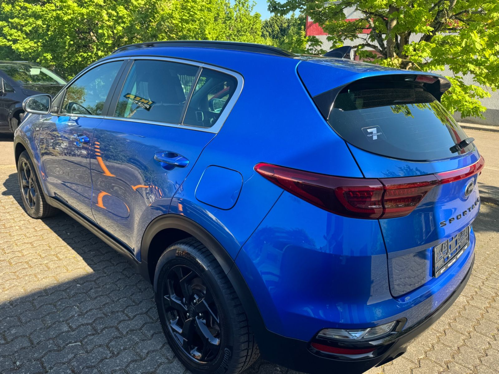 Fahrzeugabbildung Kia Sportage 1.6 CRDi Black Edition Panorama+LED+JBL