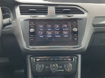 Volkswagen Tiguan 1.5 TSI DSG Comfortline *AHK*LED*NAV*ACC*
