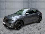 Volkswagen T-Roc 1.5TSI DSG R-LINE LED+NAV+ACC+SHZ+AHK+PANO - Volkswagen T-Roc aus 2021