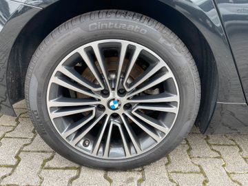 BMW 520 - 11
