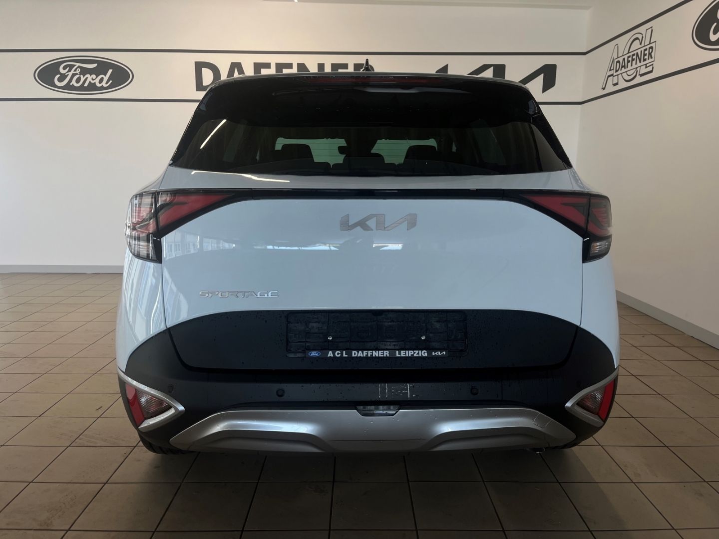 Fahrzeugabbildung Kia Sportage 1.6 T-GDI Vision, Teilleder, Navi, Lane