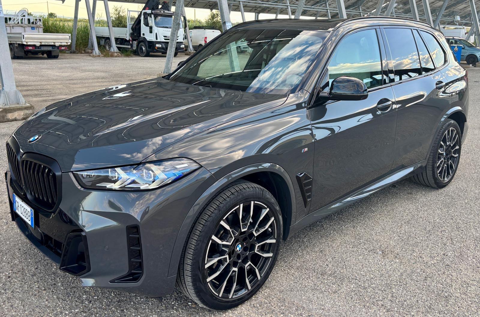 BMW X5 30d xDrive M-Sport |HUD|STHZ|Massage|SoftClos