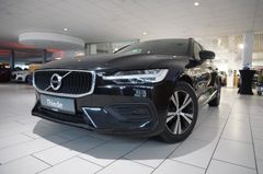 Fahrzeugabbildung Volvo V60 D3 Momentum Core NAVI/LED/PDC/LEDER/VIRTUAL