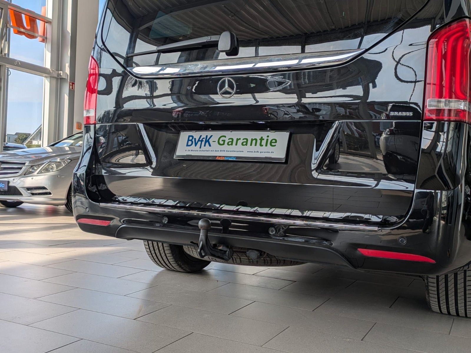 Fahrzeugabbildung Mercedes-Benz V 250d AMG 4M LANG 6 SITZE VIP SHUTTLE MEGAVOLL!