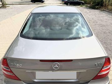 Mercedes E 280 - 7