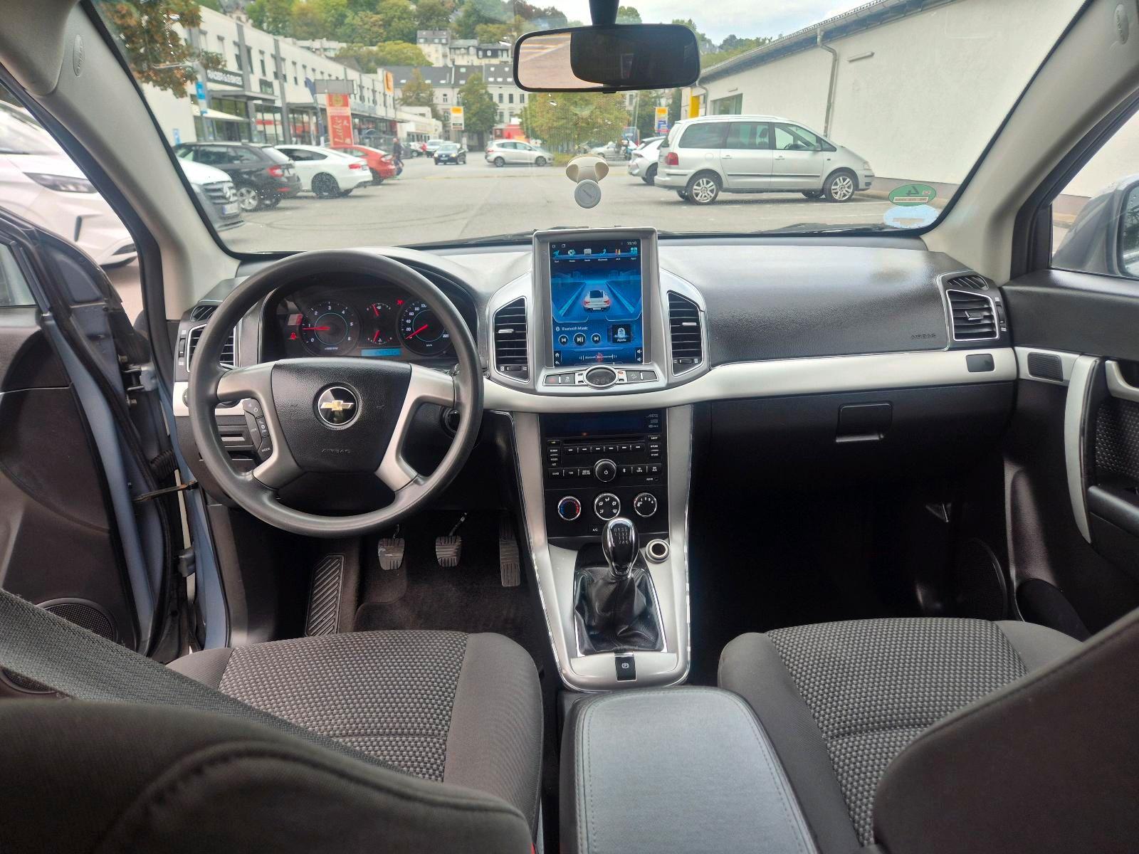 Chevrolet Captiva 2012 — photo 10