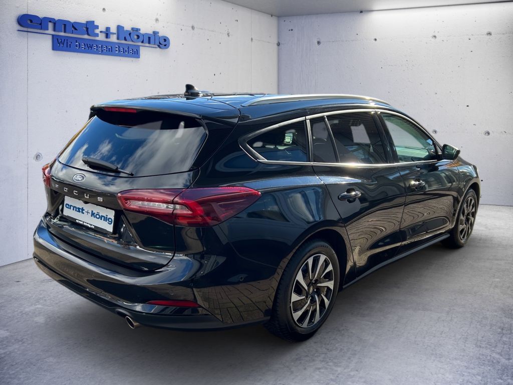 Ford Focus Turnier 1.0 EcoBoost Hybrid TITANIUM X imagem 3