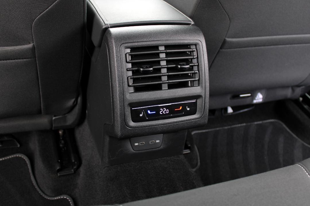 Volkswagen Golf Active 1.5TSI STHZ LED IQ NAVI SHZ PDC, миниатюра 15