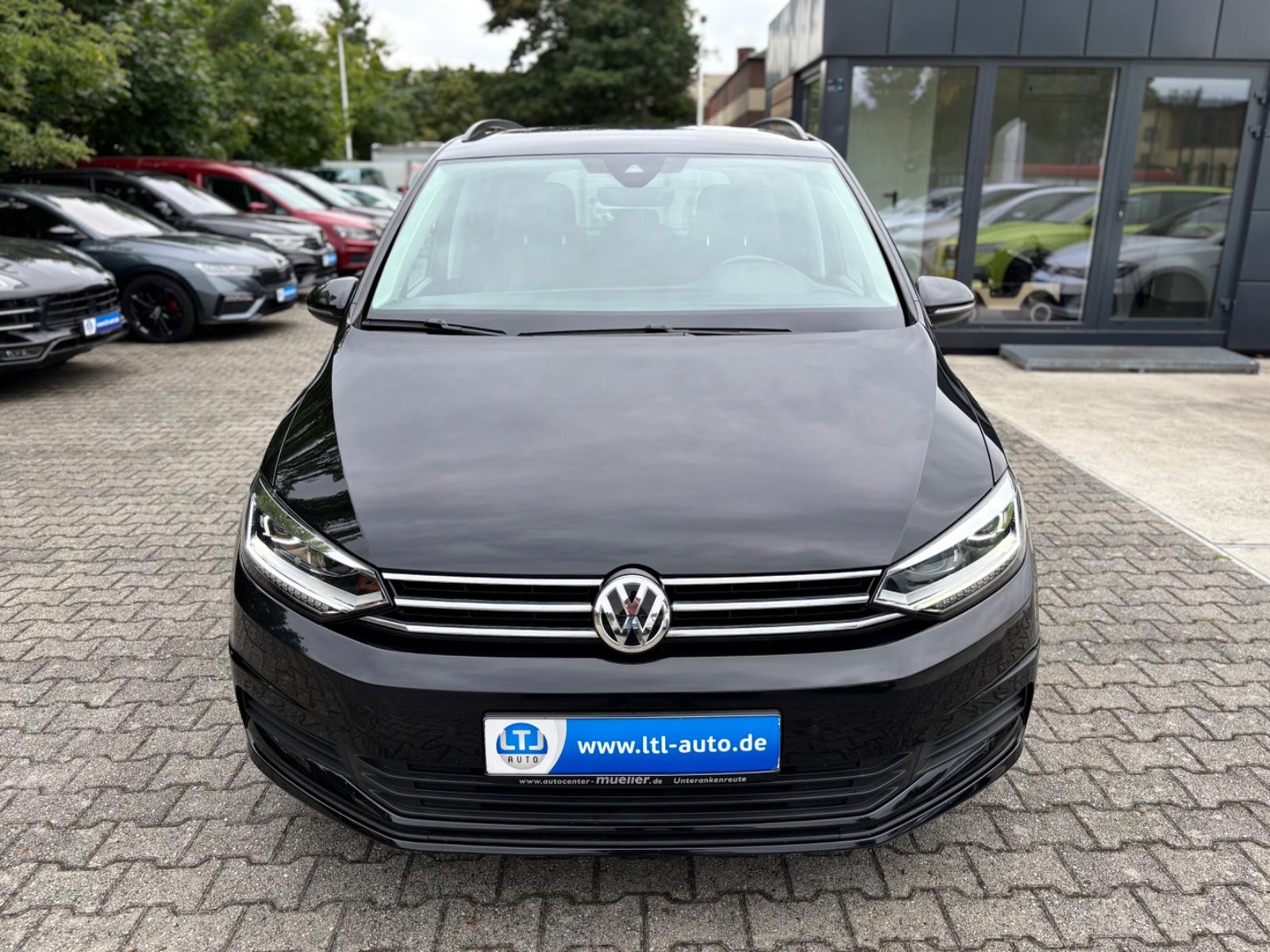 Volkswagen Touran 1.4 TSI DSG LED NAVI Standheizung 1Hand