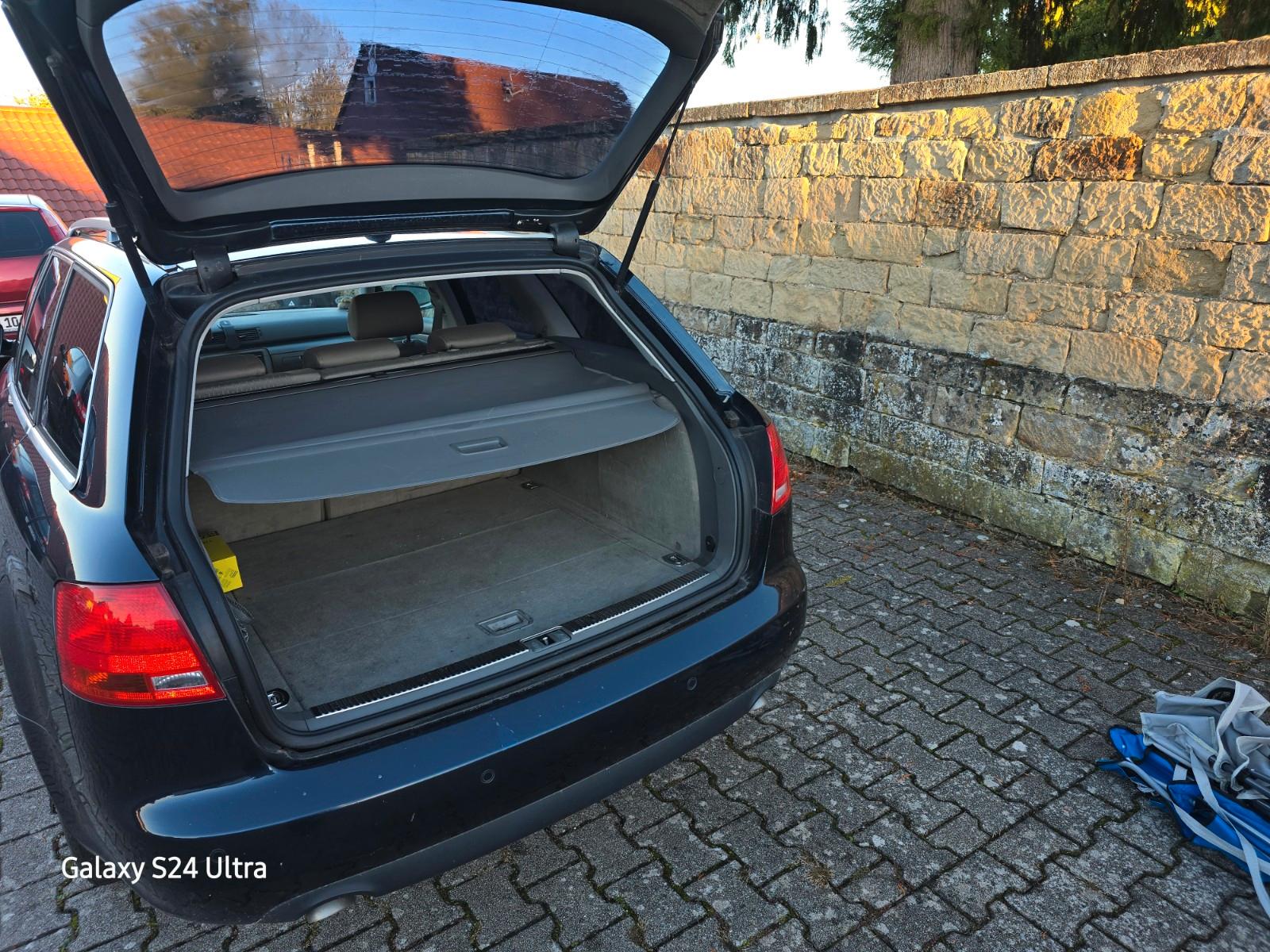 Audi A4 2006 — rear view