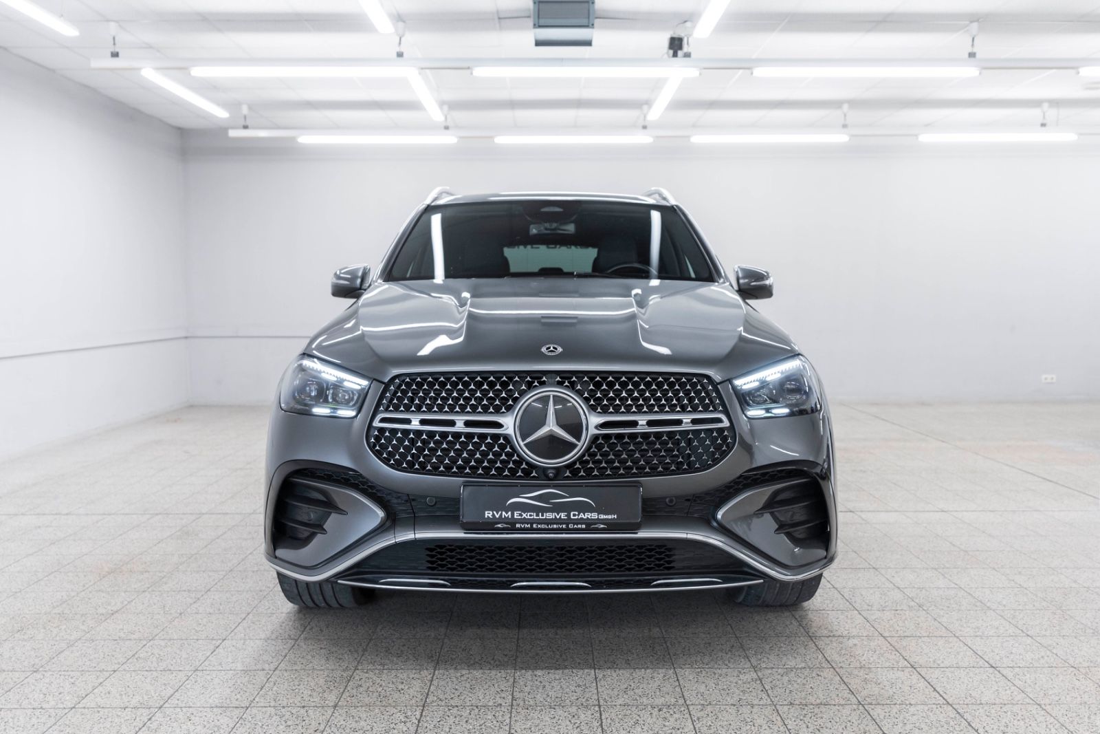 Fahrzeugabbildung Mercedes-Benz GLE 350de 4Matic AMG 3D KAM BURMESTER ACC LUFT