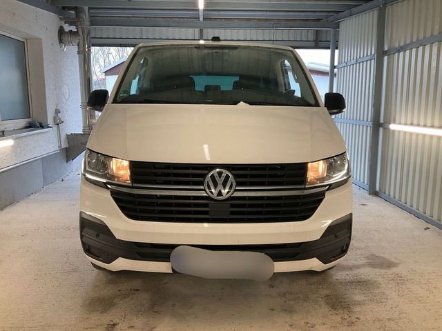 Volkswagen T6.1 Multivan 150 PS Klimaaut. Sitzh Temp 18"Alu