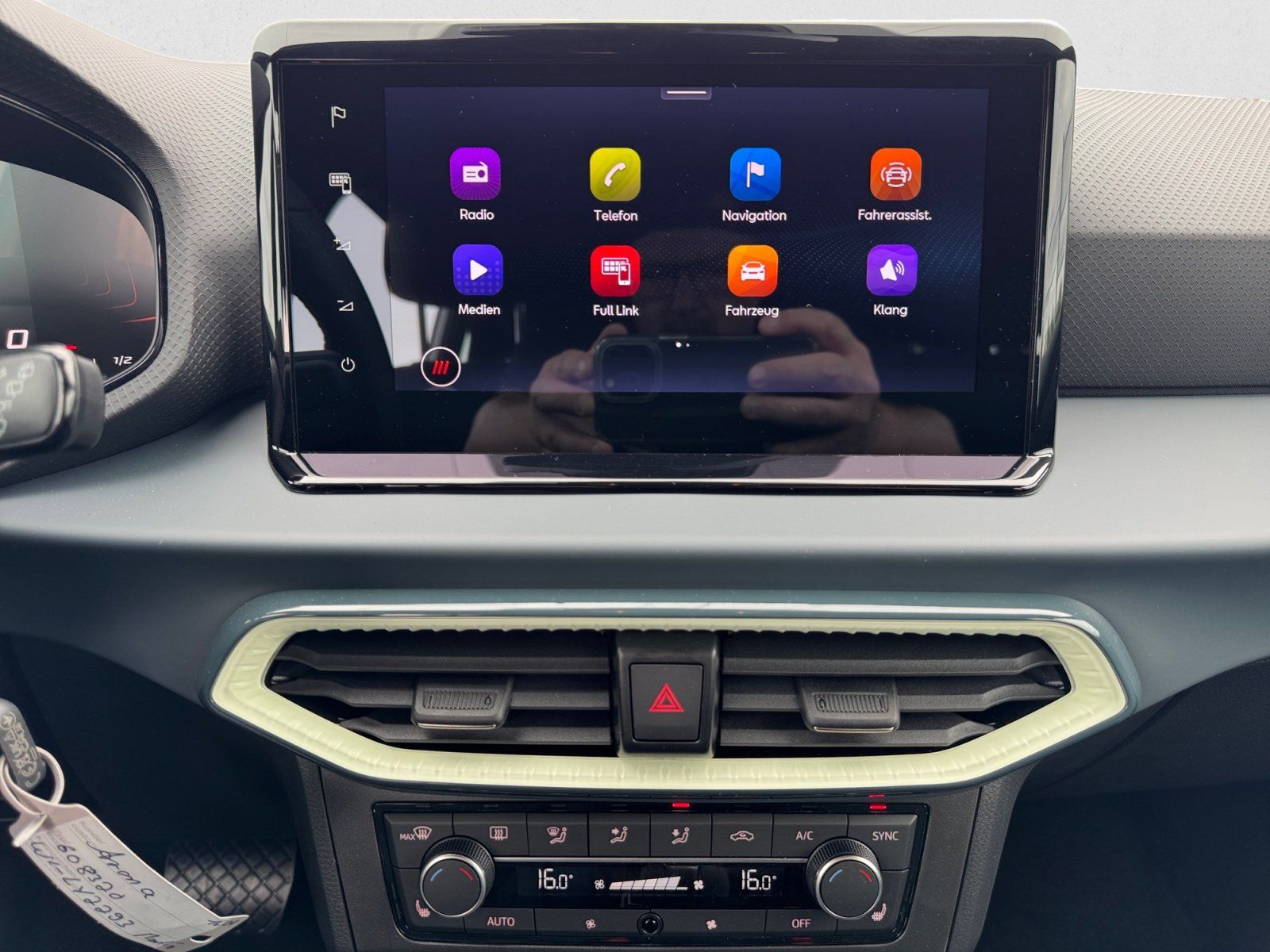 Seat Arona - Bild 12