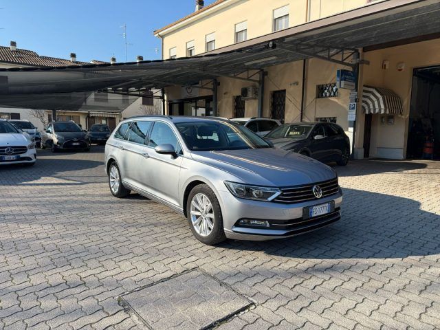 Volkswagen VOLKSWAGEN Passat Variant 2.0 TDI DSG Executive 