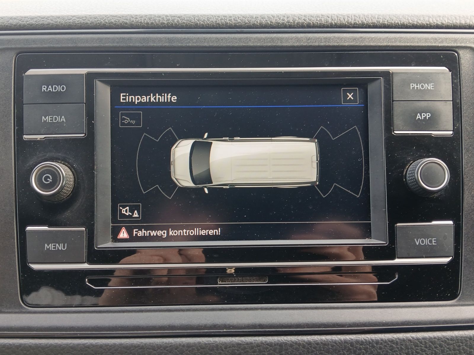 Fahrzeugabbildung Volkswagen Crafter Kasten 35 MR HD AHK KLIMA GRA PDC RFK