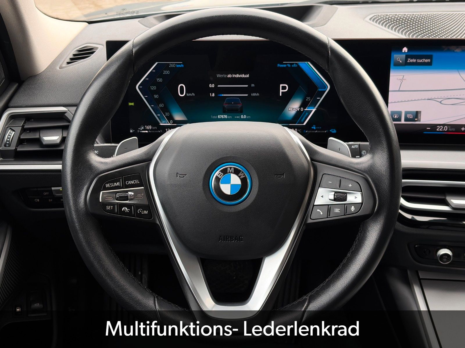 Fahrzeugabbildung BMW 330e Touring ACC HuD HiFi CAM Navi LED CarPlay