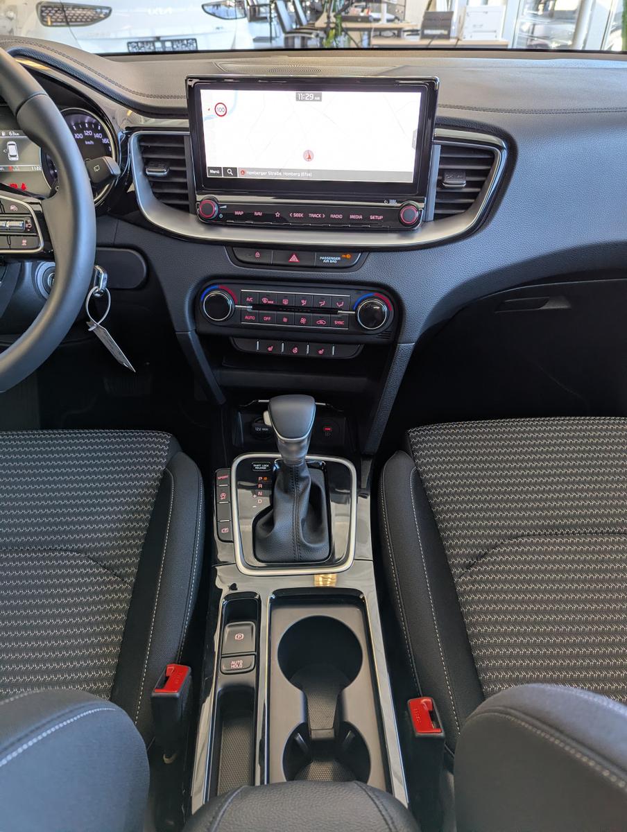 Kia cee'd Sportswagon 1.5 DCT Spirit LED JBL Cam 7J