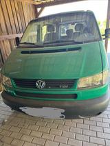 Volkswagen T4 Caravelle 2,5-l-Diesel TDI 75kW Standard - Volkswagen T4 Caravelle: Grün