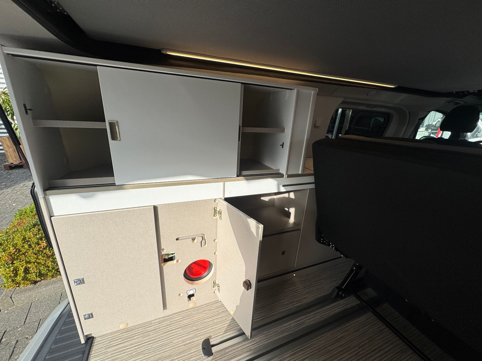 Fahrzeugabbildung Bürstner Ford V710-Copa 532 B66 - SONDERMODELL AUTOMATIK