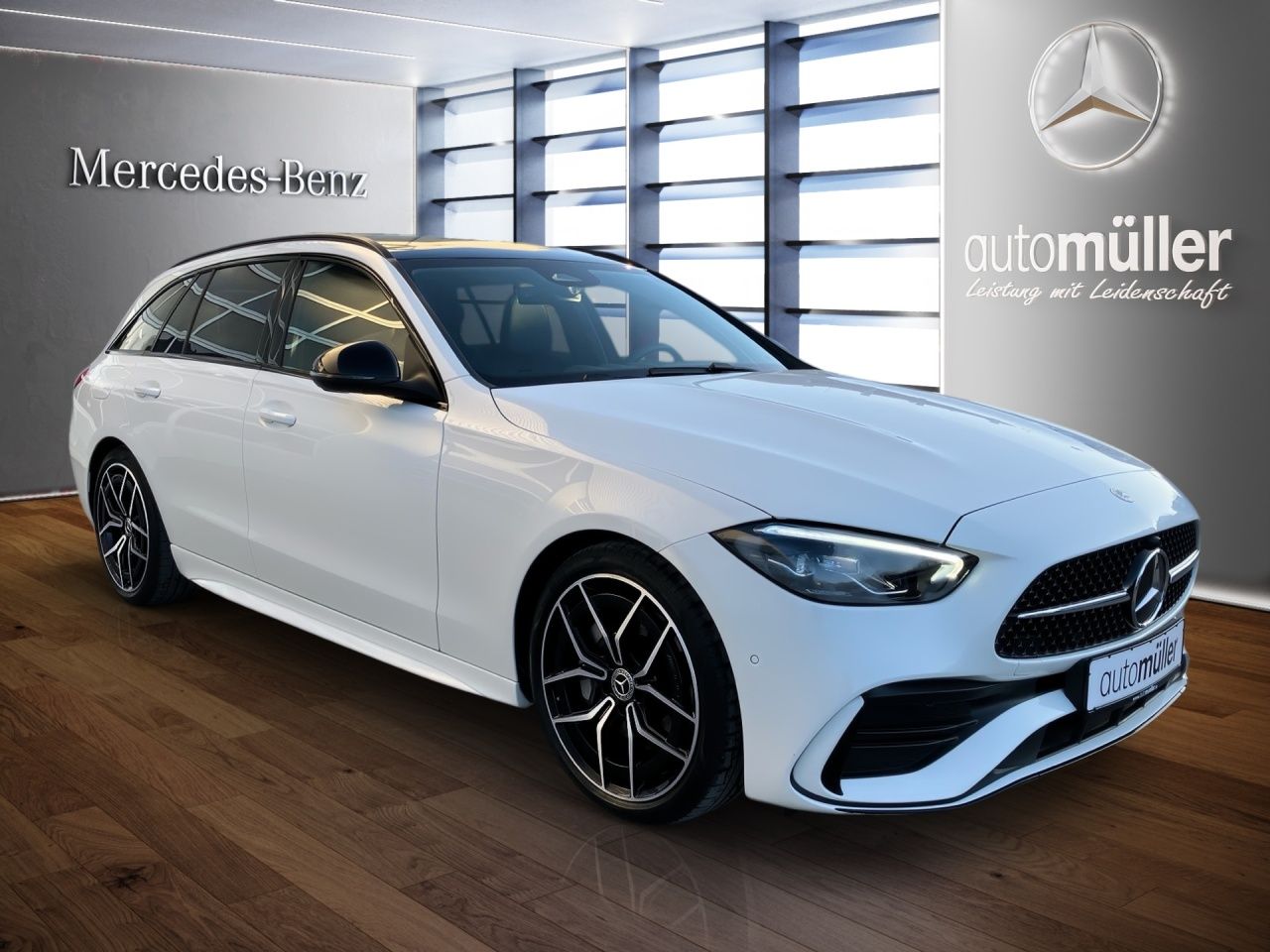 Fahrzeugabbildung Mercedes-Benz C 200 4M T AMG AHK Pano Night WinterP Kamera 19'
