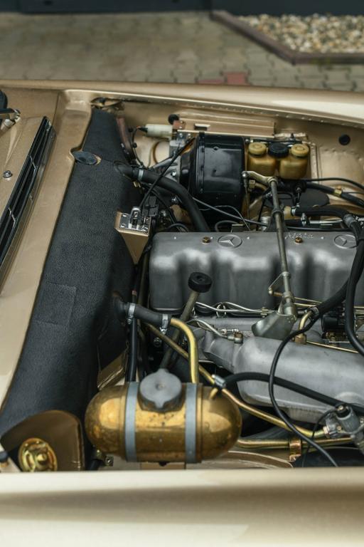 Mercedes-Benz SL 280