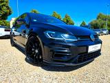 Volkswagen Golf VII Lim. R 4Motion Performance / ACC / LED - mit Benzin-Antrieb: Schwarz, mit Apple Carplay, Limousine