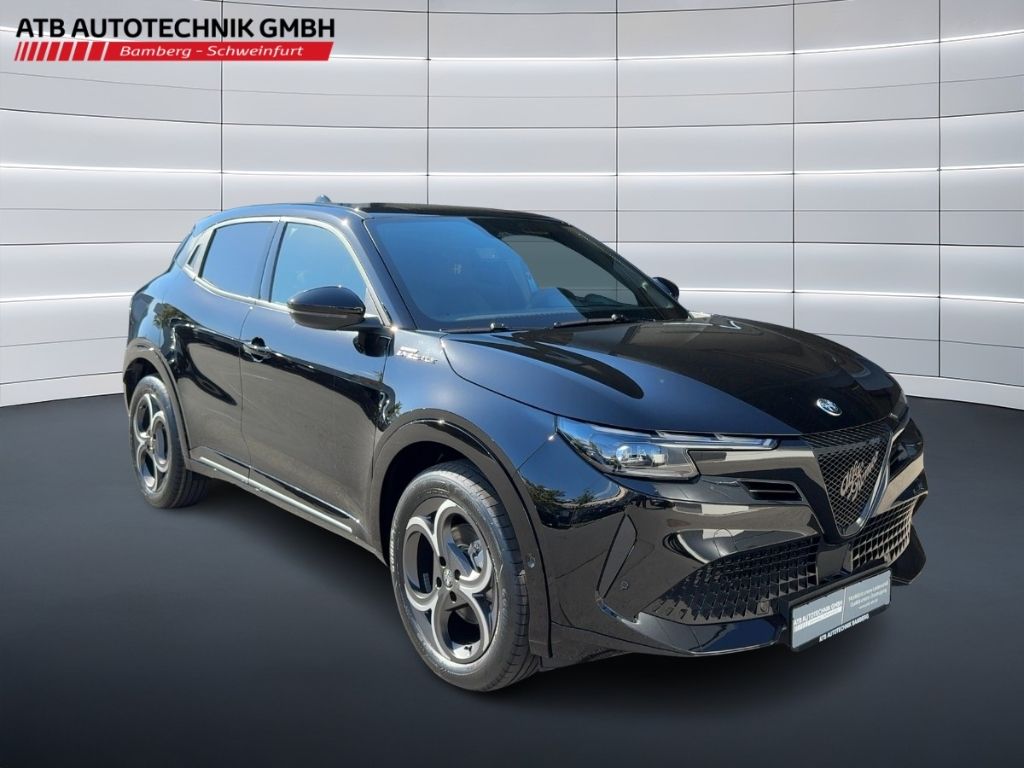 Fahrzeugabbildung Alfa Romeo Junior Elettrica Sport Speciale WÄRMEP. MATRIX N