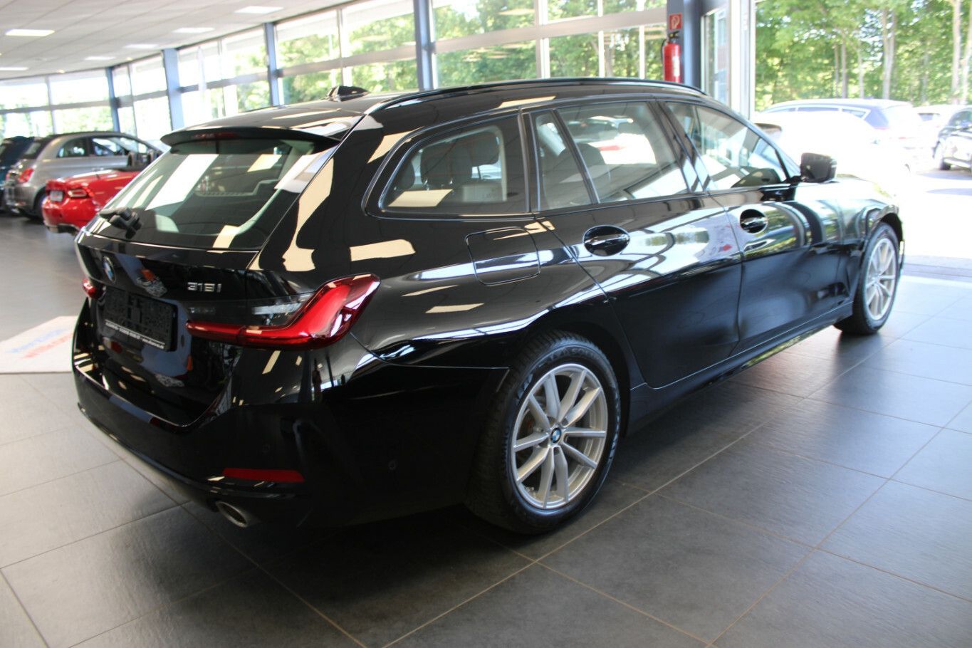 BMW 318 318i Touring Aut. foto 7
