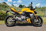 Ducati Streetfighter V2 S - DUCATI GELB