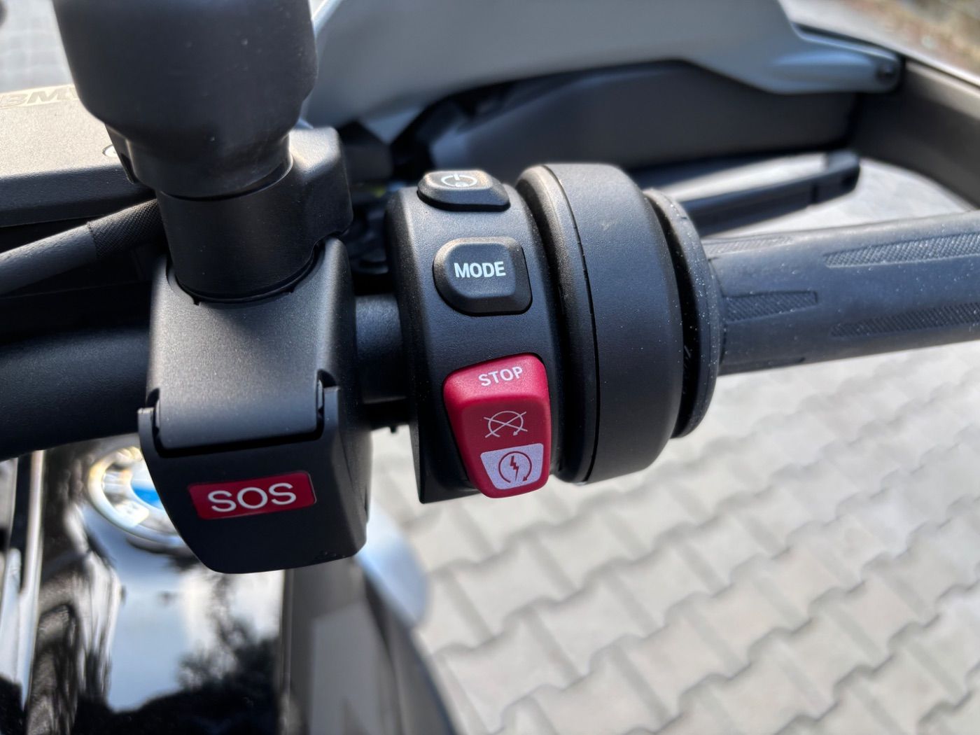 Fahrzeugabbildung BMW R 1300 GS Triple Black ASA 3 Pakete