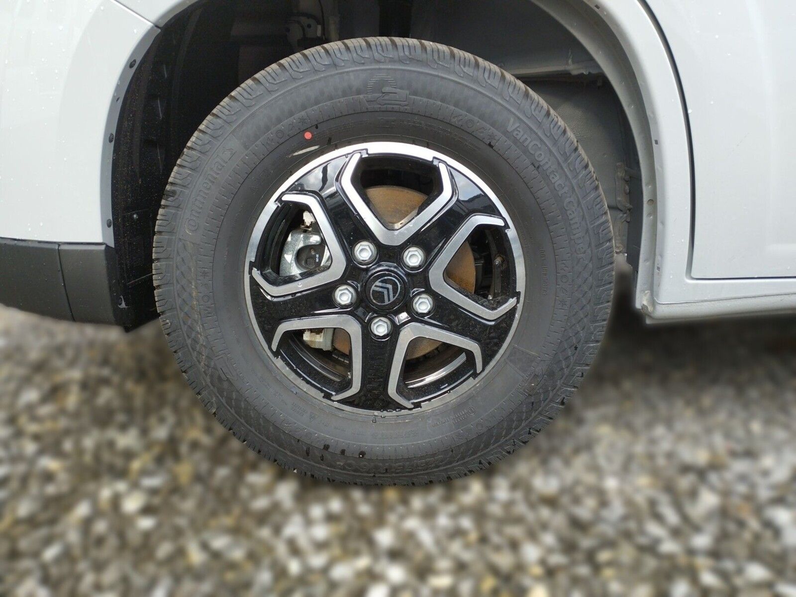 Fahrzeugabbildung Sunlight Adventure Cliff 600 Automatik, Dörr Edition, LTE