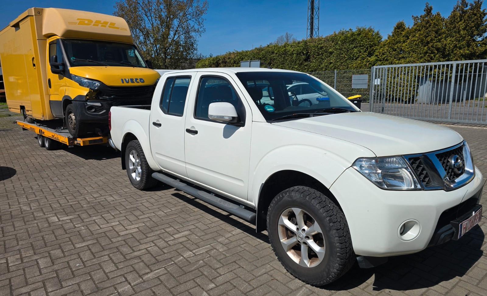 Nissan Navara Pickup Double Cab SE 4X4