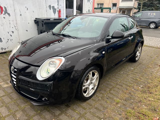 Alfa Romeo MiTo Turismo 1.4   2.Besitz fahrbreit