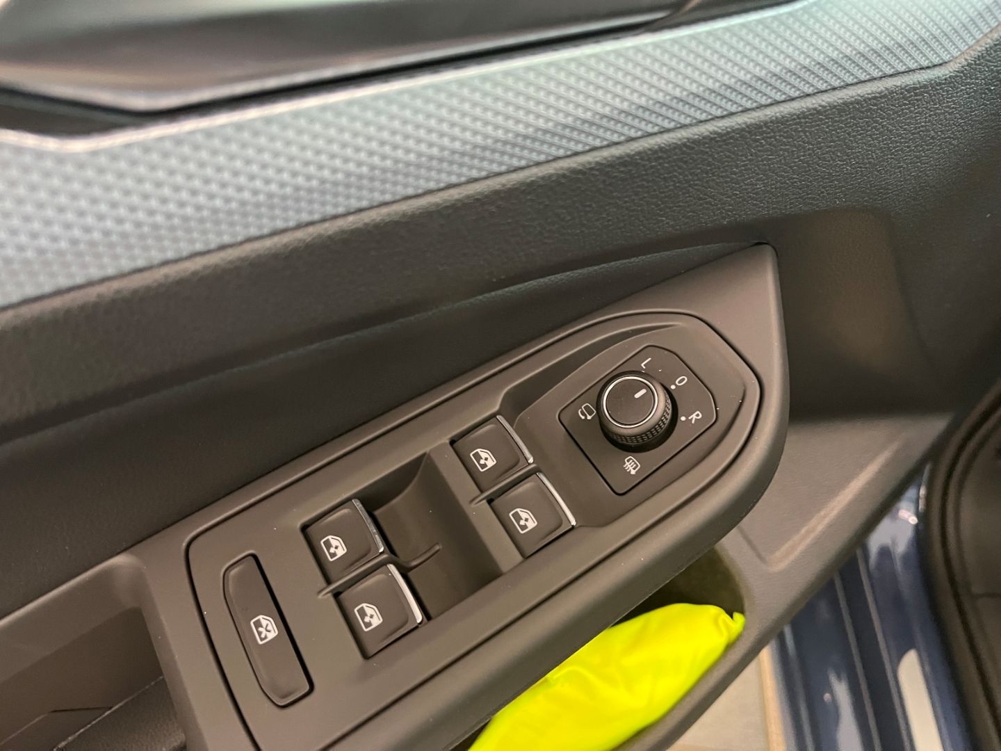 Fahrzeugabbildung Volkswagen Golf Energy Life 1.5 TSI AHK-el. klappb. Navi Di