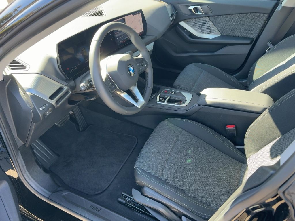 BMW 216 - Bild 6