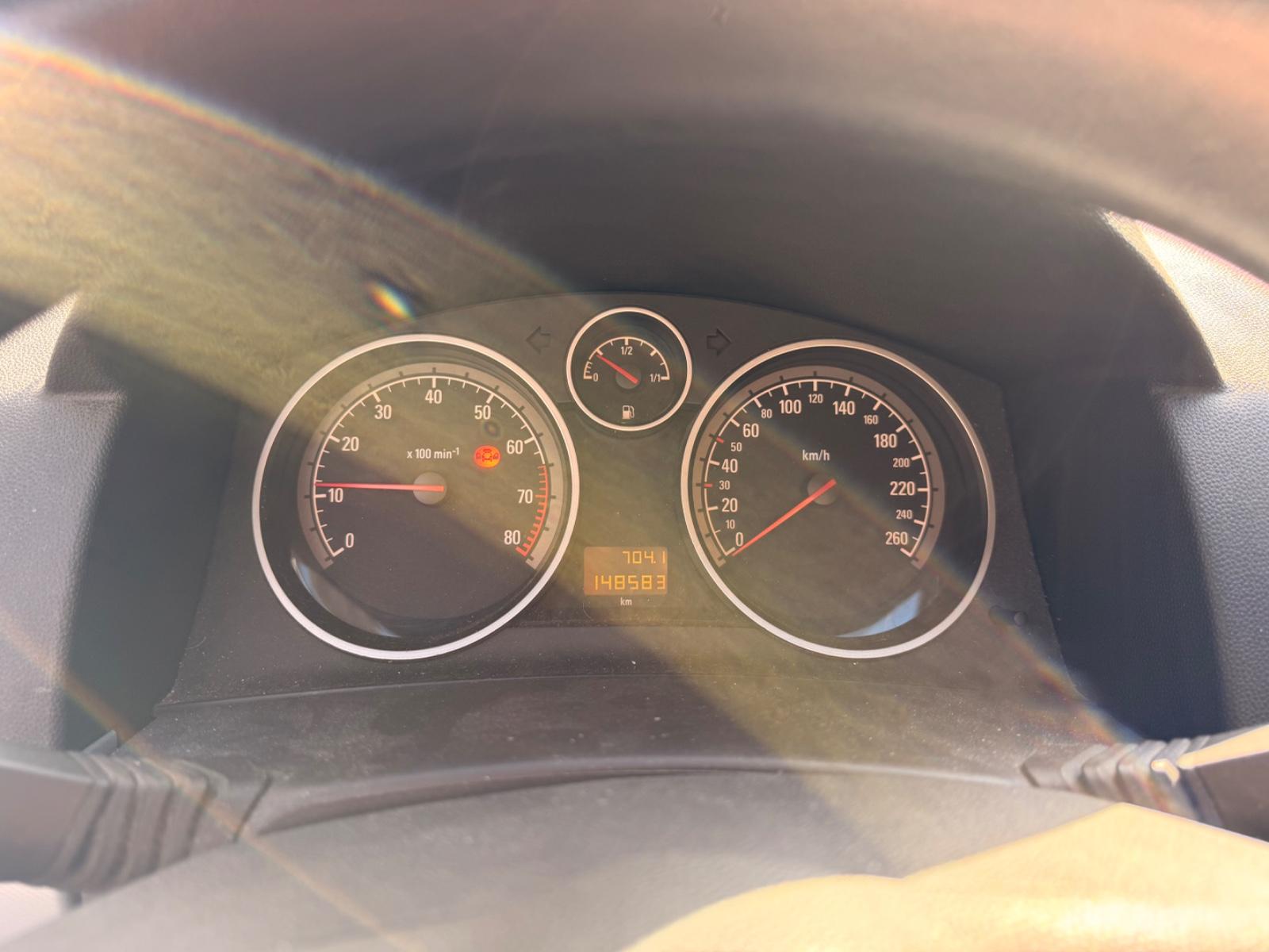 Opel Astra 2005 — photo 14