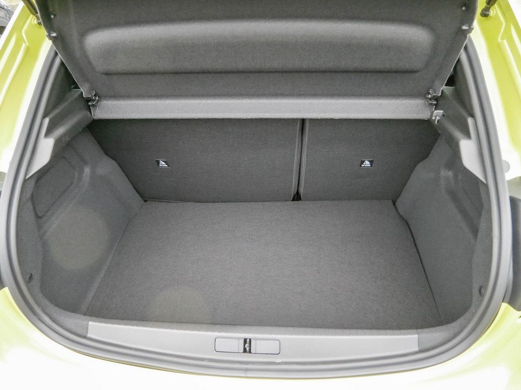 Peugeot 208 - Bild 18