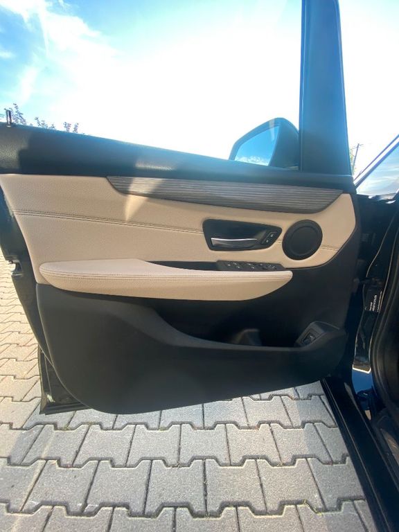 BMW 220 i AT/LUXURY/AHK/SPORTSITZE/RFK/LED/LHZ, Bild 20