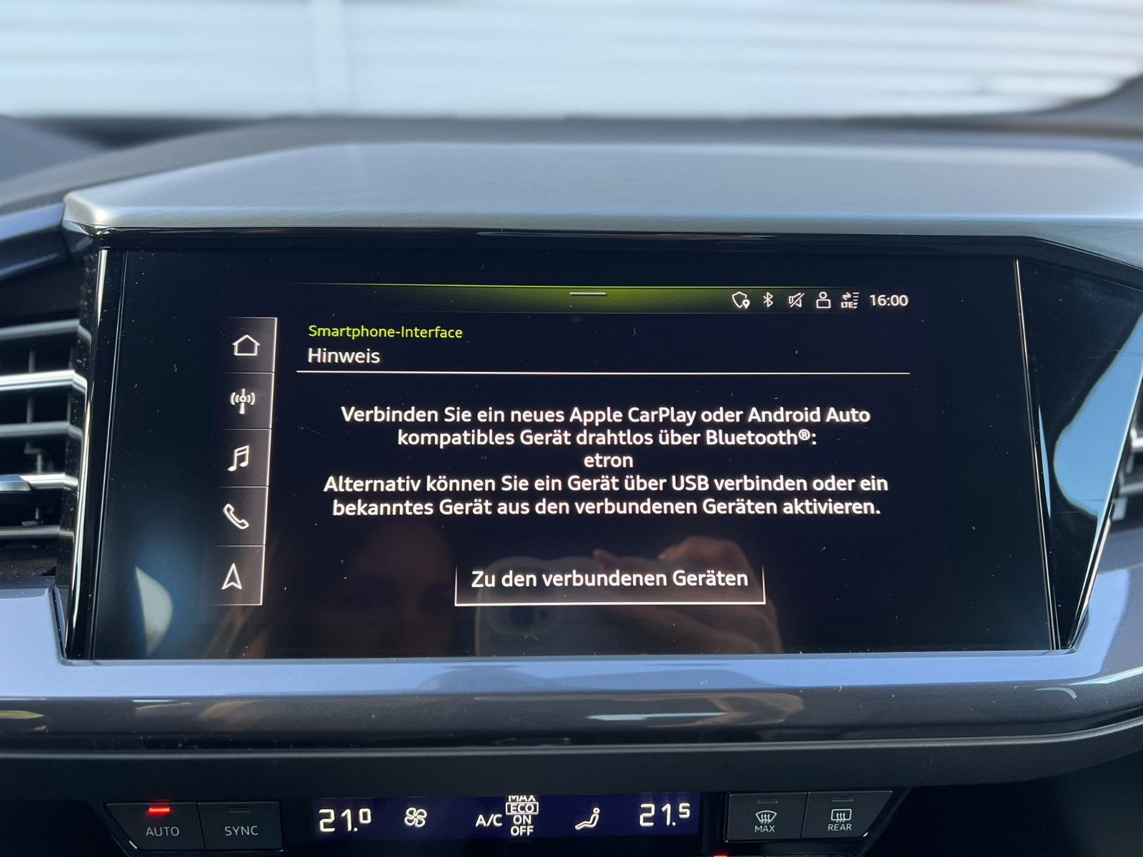 Fahrzeugabbildung Audi Q4 e-tron 50  Edition One S-Line Matrix Sonos