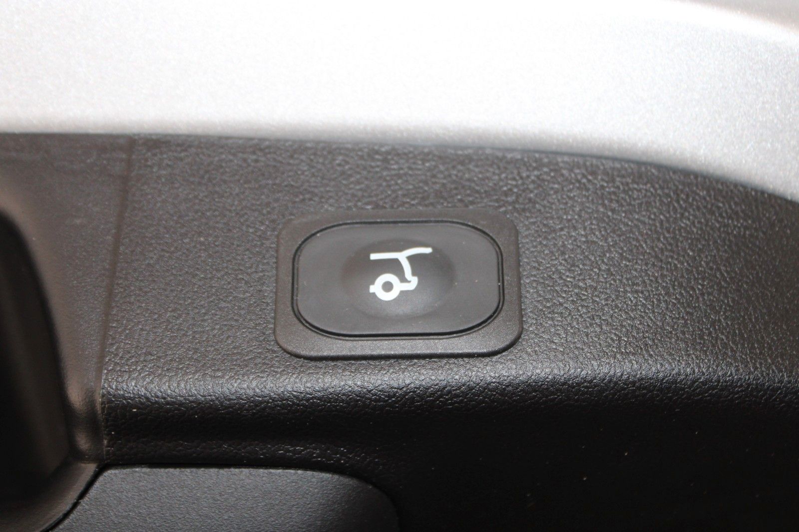 Fahrzeugabbildung Ford Focus ST-Line Turnier Automatik LED ACC CAM uvm.