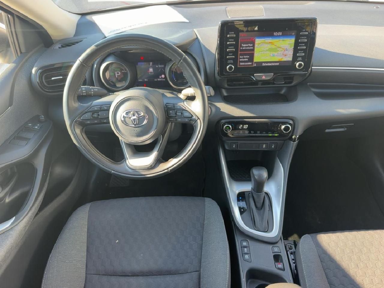 Fahrzeugabbildung Toyota Yaris 1,5 Hybrid Club *AHK+SHZ+Comfortpaket