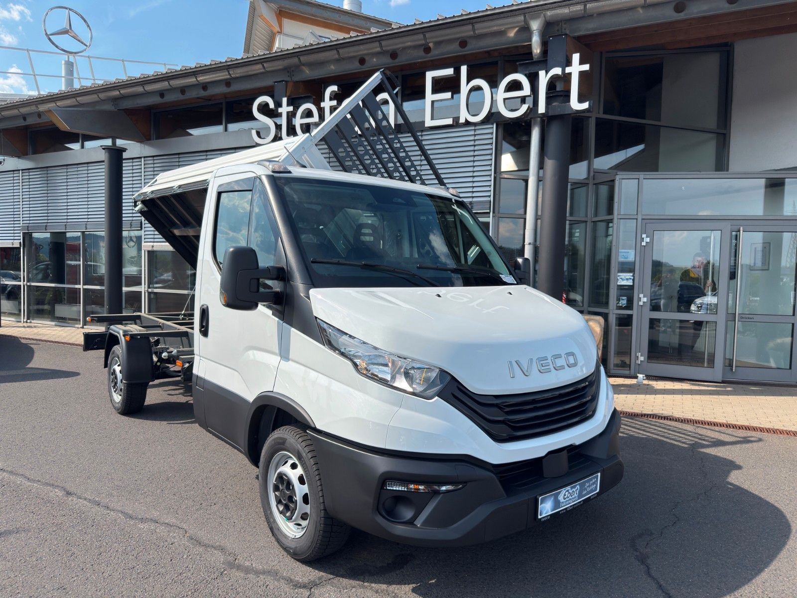 Fahrzeugabbildung Iveco Daily 35S16 3.0L *R3.450mm*AHK*Kamera*Klima*