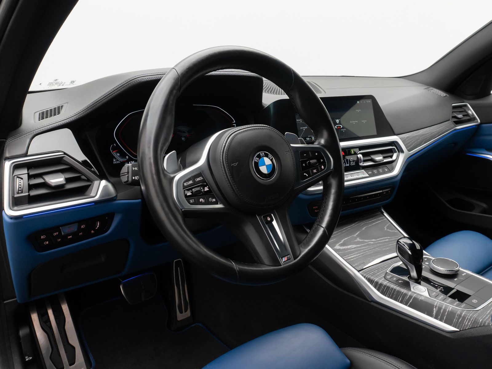 Fahrzeugabbildung BMW 320d xD M Sport DAB Laser Standhz 360°Individuai