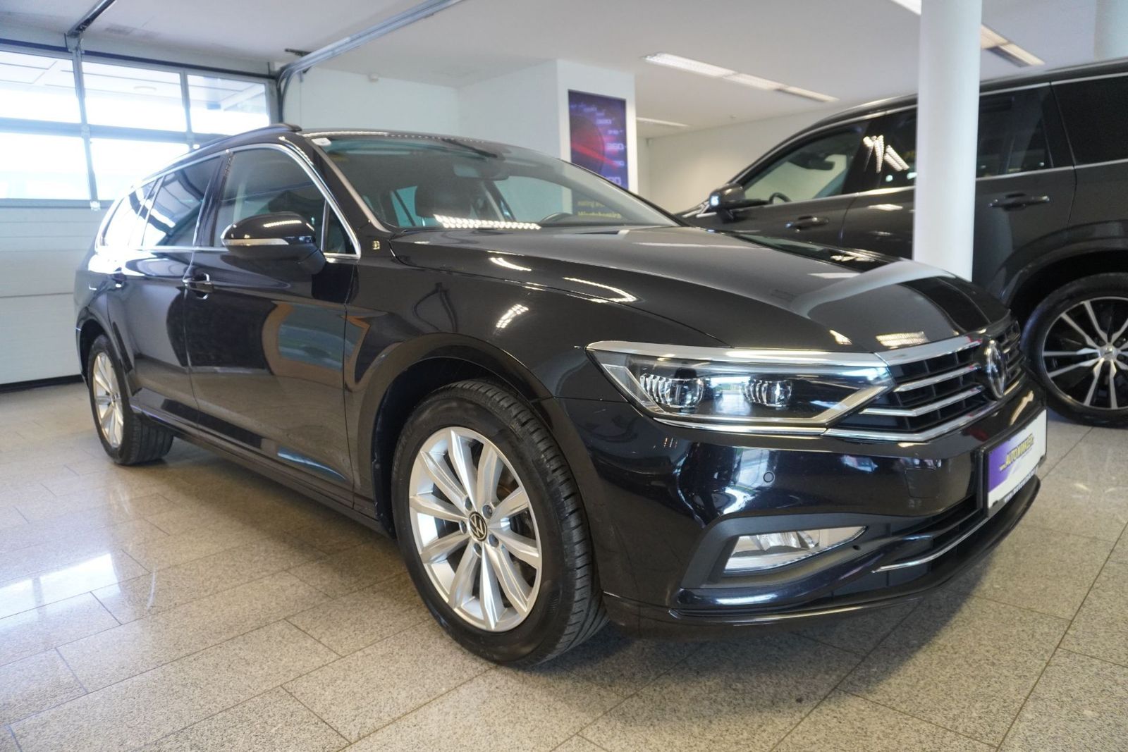 Volkswagen Passat Variant Business 2,0 TDI 4Motion DSG Navi imagem 3
